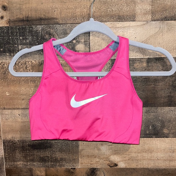 nike sports bra